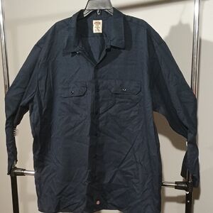 Dickies Men's Navy Blue Button-Up Shirt